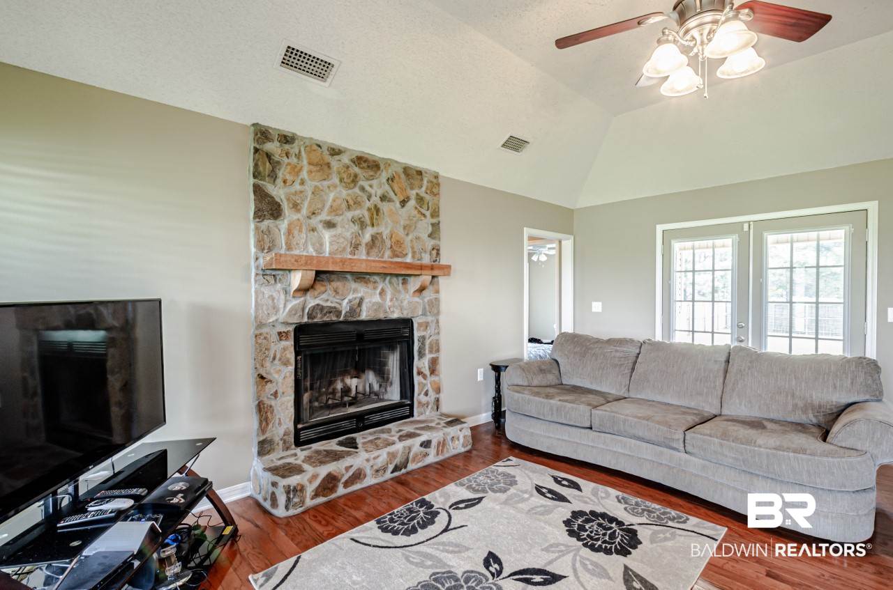 16756 Black Devine Road Loxley, AL 36551 - Photo 4 of 26
