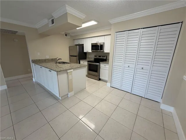 $1,200 | 5321 Summerlin Road, Unit 2114, Fort Myers, FL 33919