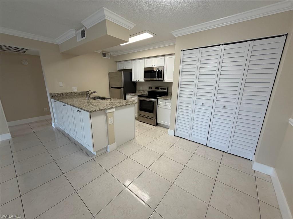 5321 Summerlin Road, Unit 2114 Fort Myers, FL 33919 - Photo 3 of 22