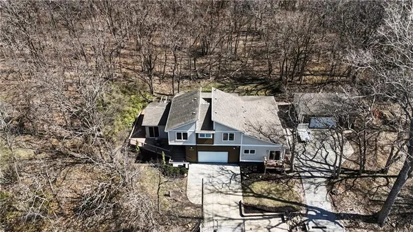 $800,000 | 52 G Street, Lake Lotawana, MO 64086