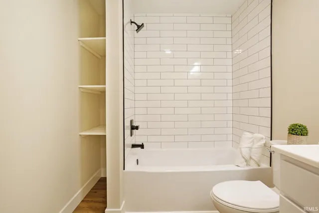 $2,150 | 657 South Weinbach Avenue, Evansville, IN 47714