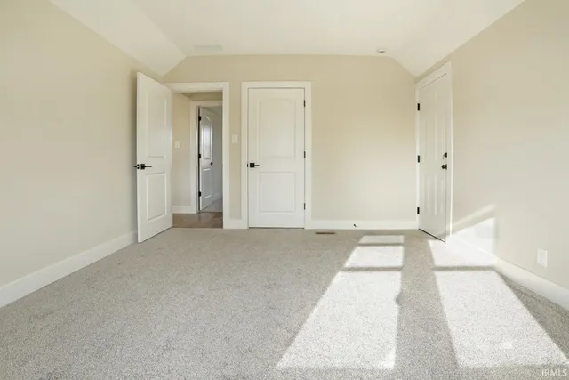 $2,150 | 657 South Weinbach Avenue, Evansville, IN 47714