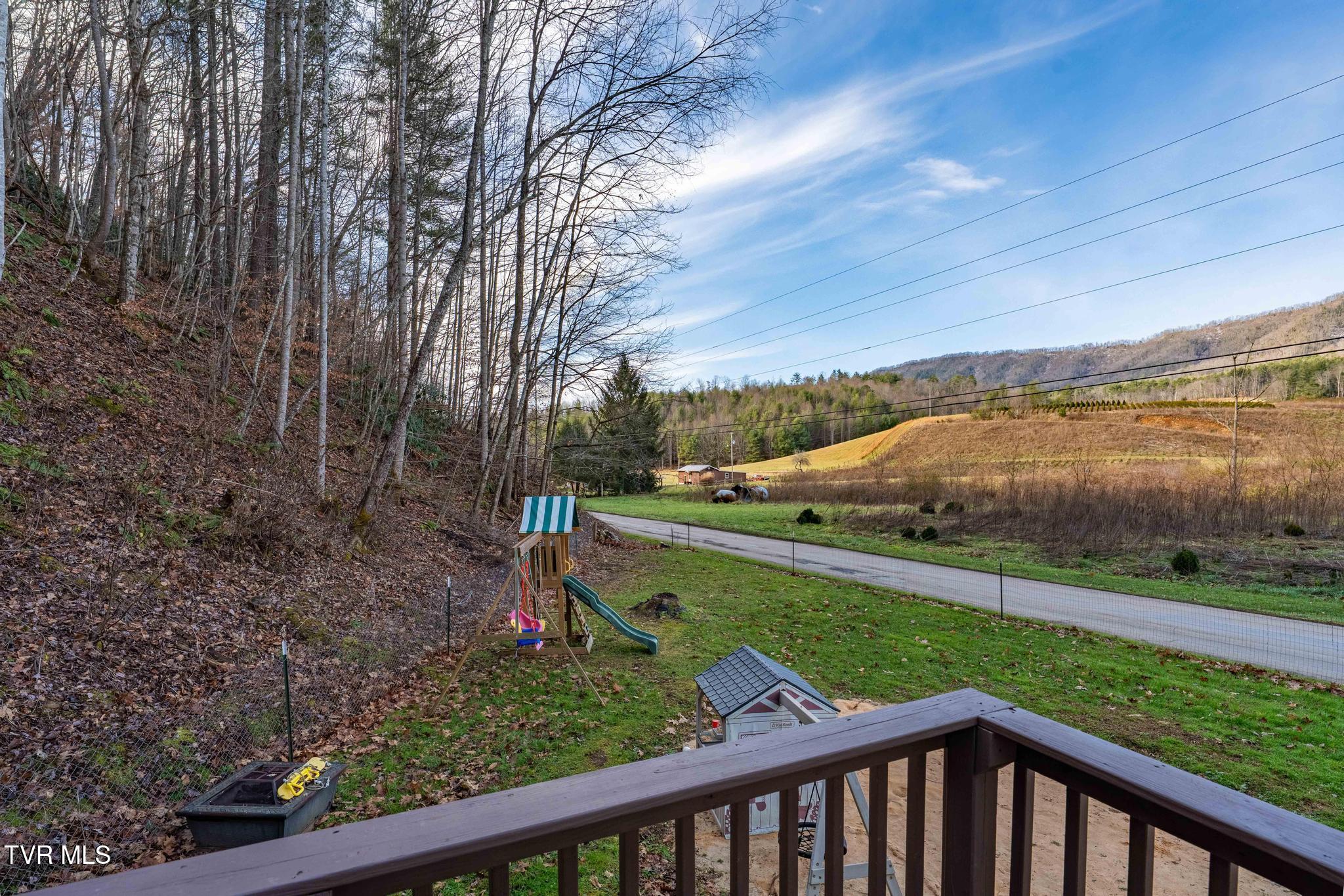 542 Copley Branch Road Butler, TN 37640 - Photo 18 of 47 542 Copley Branch Road (18 of 48)