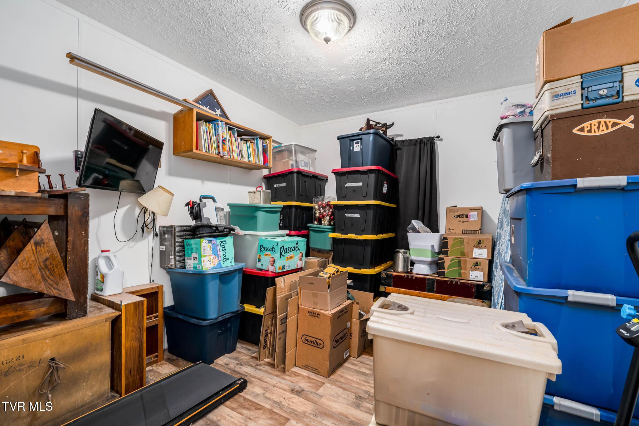 542 Copley Branch Road Butler, TN 37640 - Photo 38 of 47 542 Copley Branch Road (38 of 48)