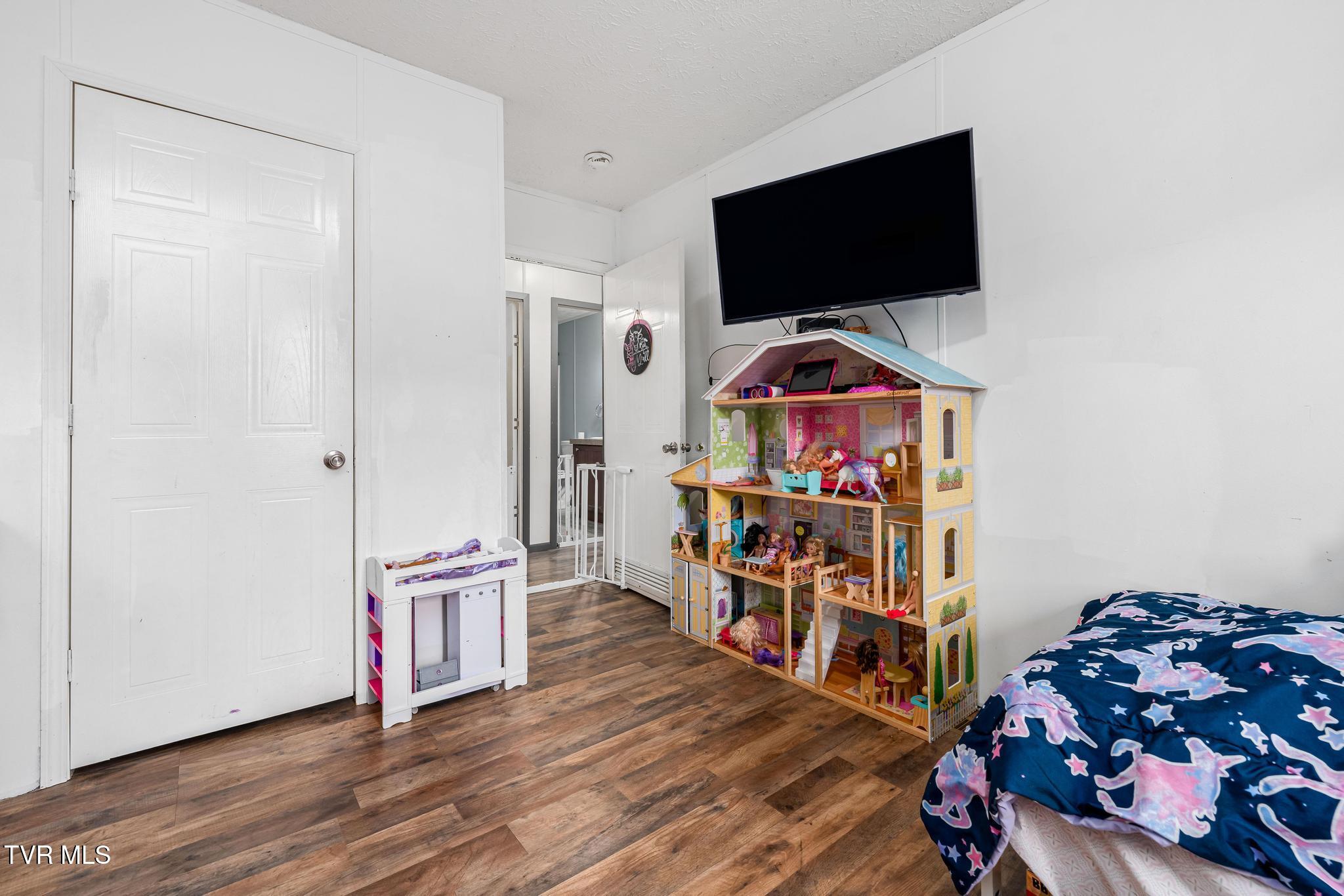 542 Copley Branch Road Butler, TN 37640 - Photo 41 of 47 542 Copley Branch Road (41 of 48)