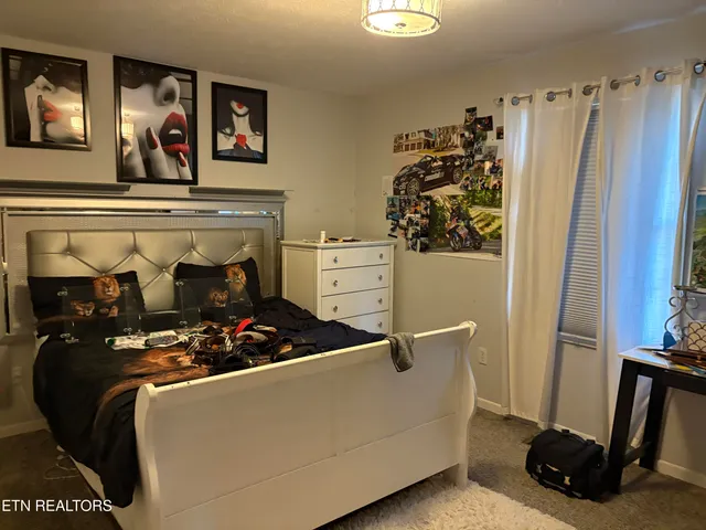 $475,000 | 410 Loraine Street, Pigeon Forge, TN 37863