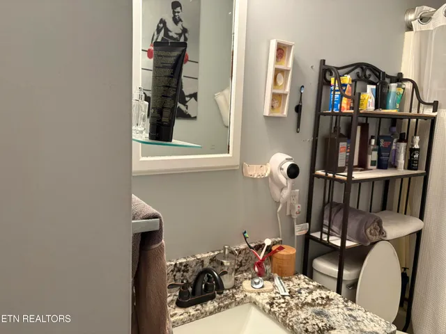 $475,000 | 410 Loraine Street, Pigeon Forge, TN 37863