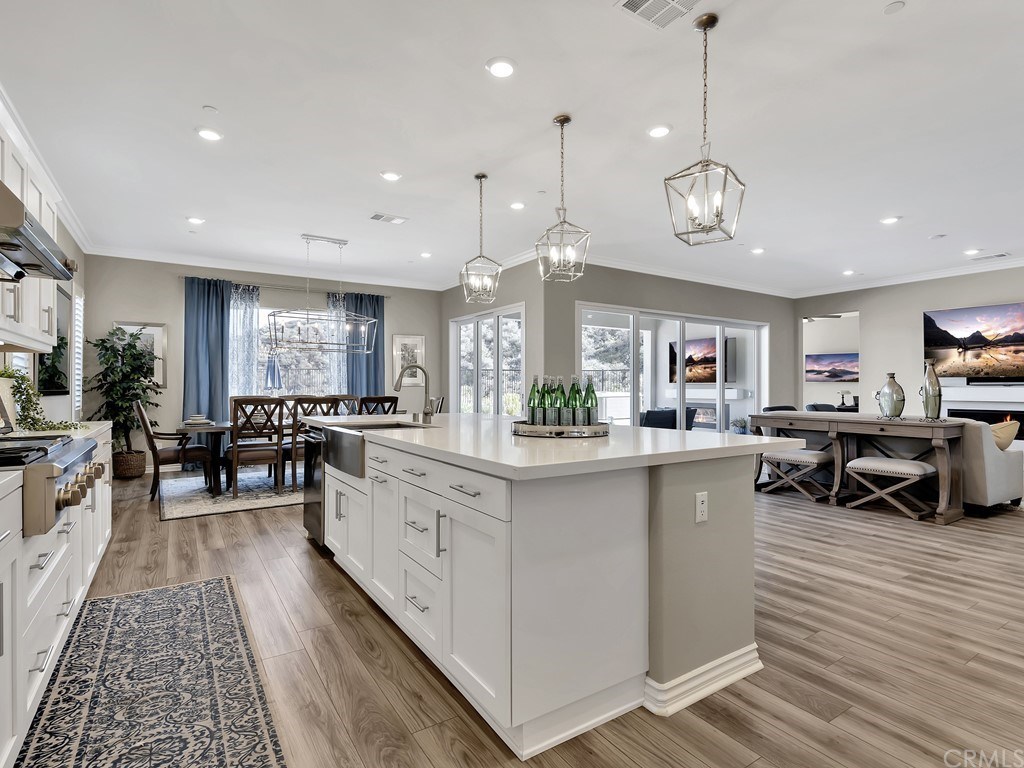 2450 Sierra Bella Drive Corona, CA 92882 - Photo 12 of 70