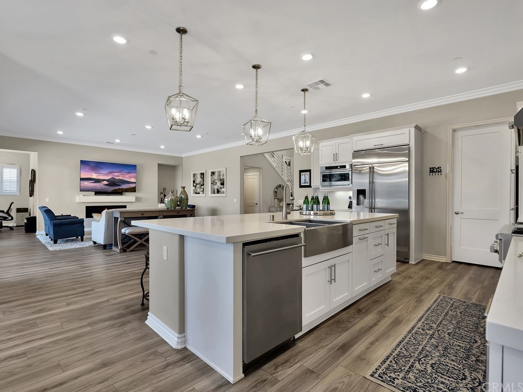 2450 Sierra Bella Drive Corona, CA 92882 - Photo 13 of 70