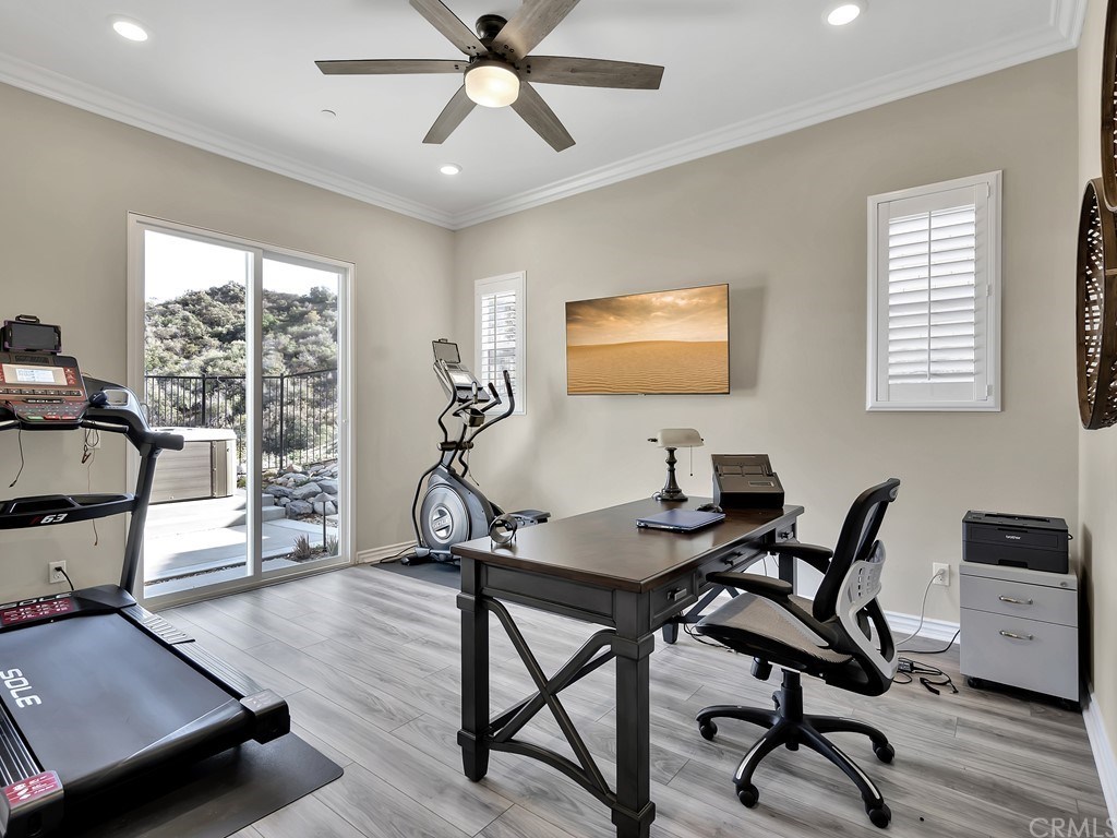 2450 Sierra Bella Drive Corona, CA 92882 - Photo 20 of 70