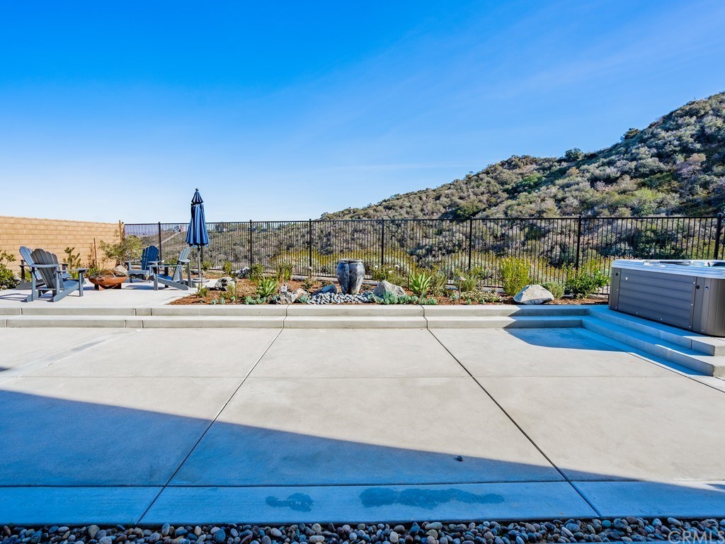 2450 Sierra Bella Drive Corona, CA 92882 - Photo 30 of 70