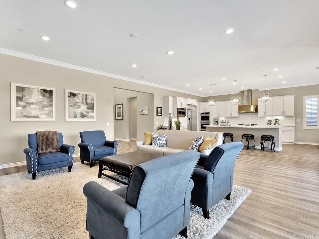 2450 Sierra Bella Drive Corona, CA 92882 - Photo 7 of 70