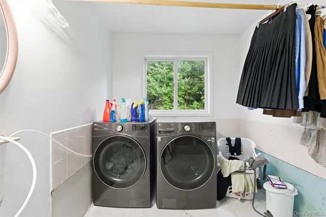 $678,999 | 35 Depalma Drive, Highland Mills, NY 10930