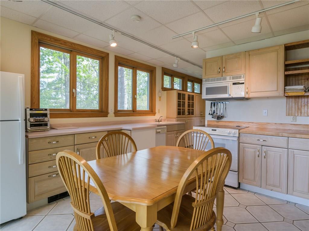 882 Mere Point Road Brunswick, ME 04011 - Photo 8 of 25 Photo