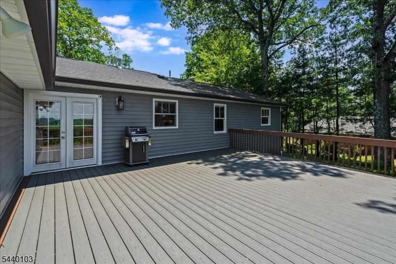 8 Sheeprock Road Kinnelon, NJ 07405 - Photo 30 of 47