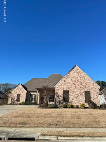 $495,000 | 204 Stone Creek Drive, Gluckstadt, MS 39110