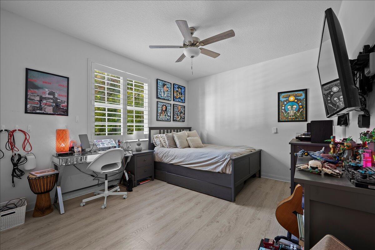 429 Oriole Circle Jupiter, FL 33458 - Photo 17 of 57 Downstairs Bedroom