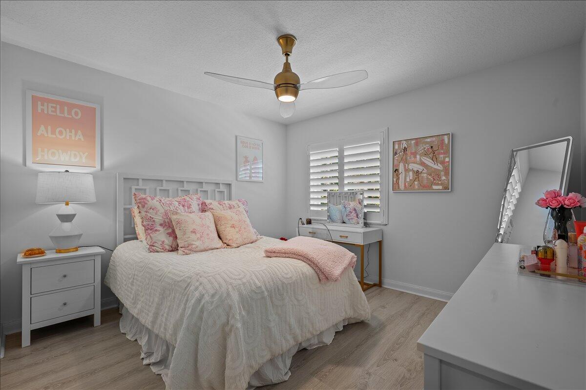 429 Oriole Circle Jupiter, FL 33458 - Photo 23 of 57 upstairs bedroom 3