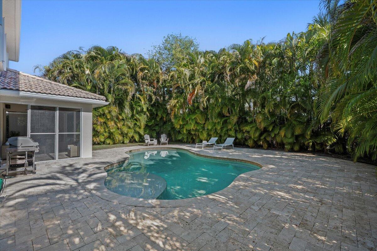 429 Oriole Circle Jupiter, FL 33458 - Photo 36 of 57 private pool
