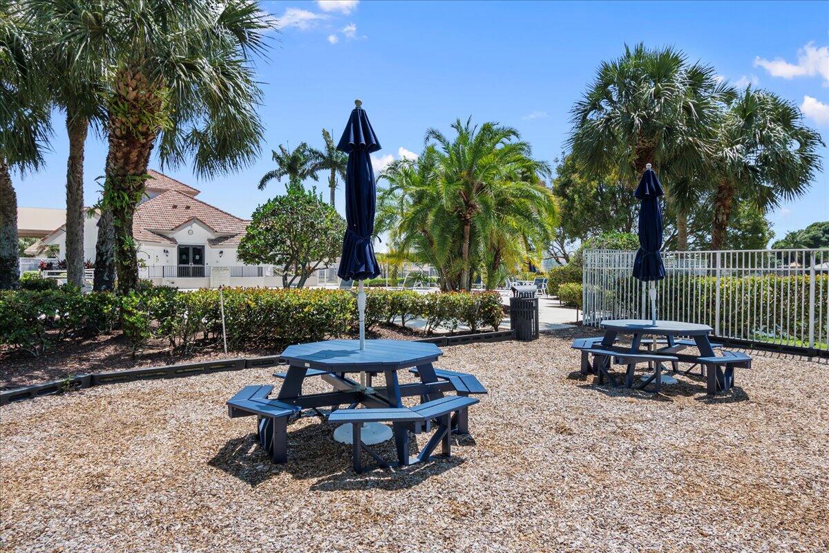 429 Oriole Circle Jupiter, FL 33458 - Photo 56 of 57 community picnic area