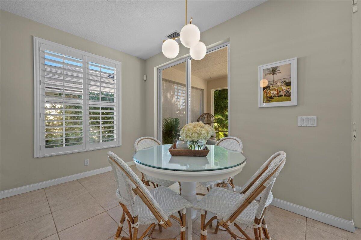 429 Oriole Circle Jupiter, FL 33458 - Photo 7 of 57 dining room