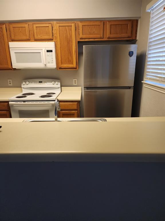 2835 Keller Springs Road, Unit 502 Carrollton, TX 75006 - Photo 9 of 27
