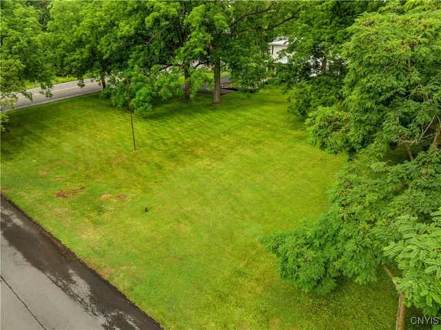$250,000 | Lot 0 East Genesee Street East, Fayetteville, NY 13066