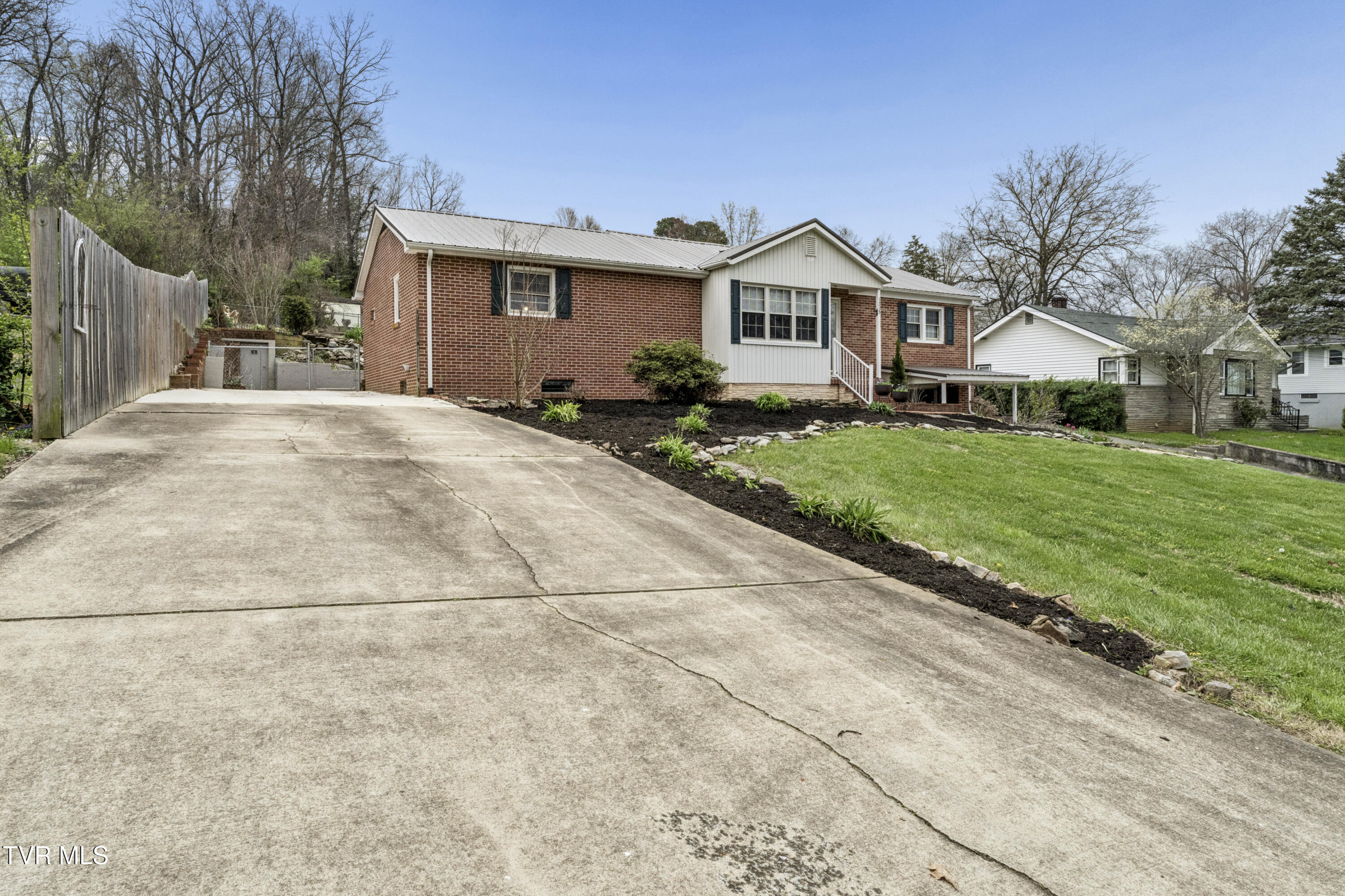 1208 Robinhood Road Greeneville, TN 37745 - Photo 61 of 63 RobinHood-Exteriors-aerials-22