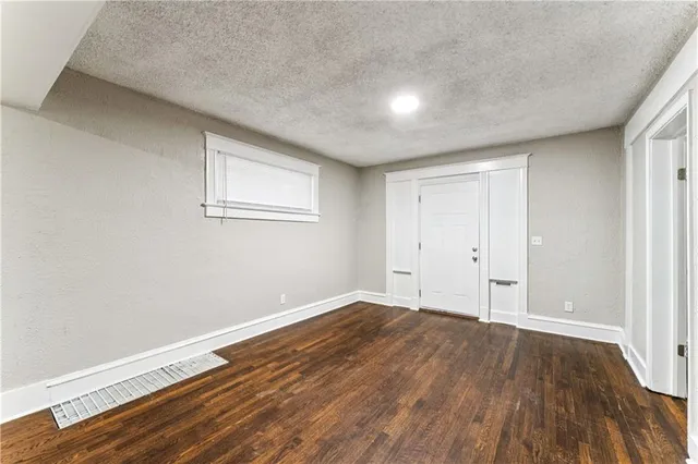 $150,000 | 4224 Agnes Avenue, Kansas City, MO 64130