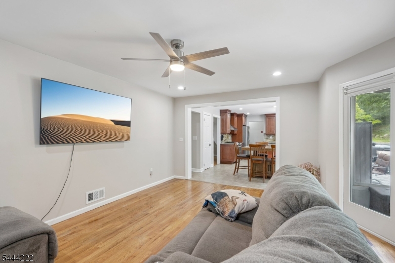 45 Fells Road Verona, NJ 07044 - Photo 16 of 43