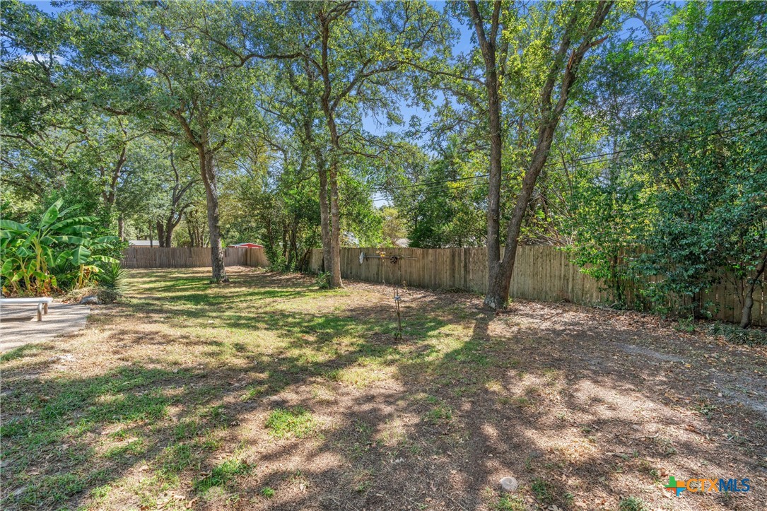 2007 O'Kelley Road Rockdale, TX 76567 - Photo 36 of 40 a backyard of a house with lots of green space