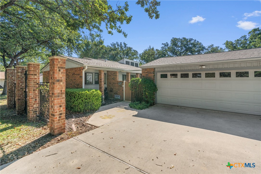 2007 O'Kelley Road Rockdale, TX 76567 - Photo 5 of 40 a view of a house with a backyard