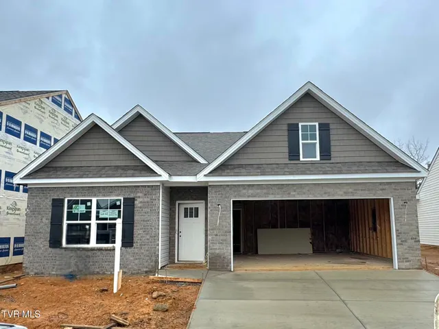 $364,990 | 672 St Andrews Drive, Kingsport, TN 37664