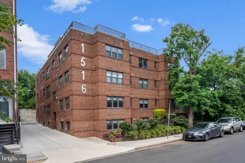 $430,000 | 1516 K Street Southeast, Unit 2C, Washington, DC 20003