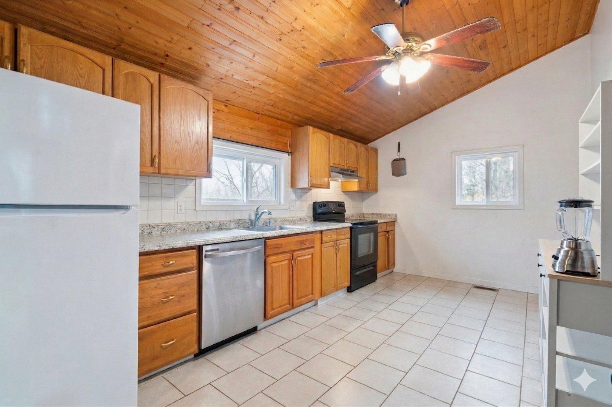 16700 Frederick Road Mount Airy, MD 21771 - Photo 11 of 45 16700 Frederick - 3BR/1.5BA
