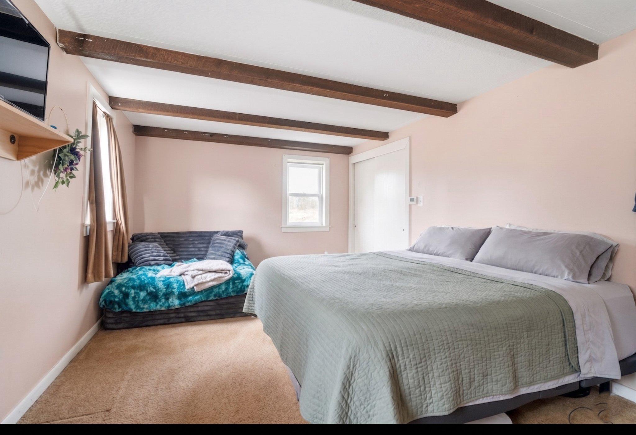 16700 Frederick Road Mount Airy, MD 21771 - Photo 13 of 45 16700 Frederick - 3BR/1.5BA