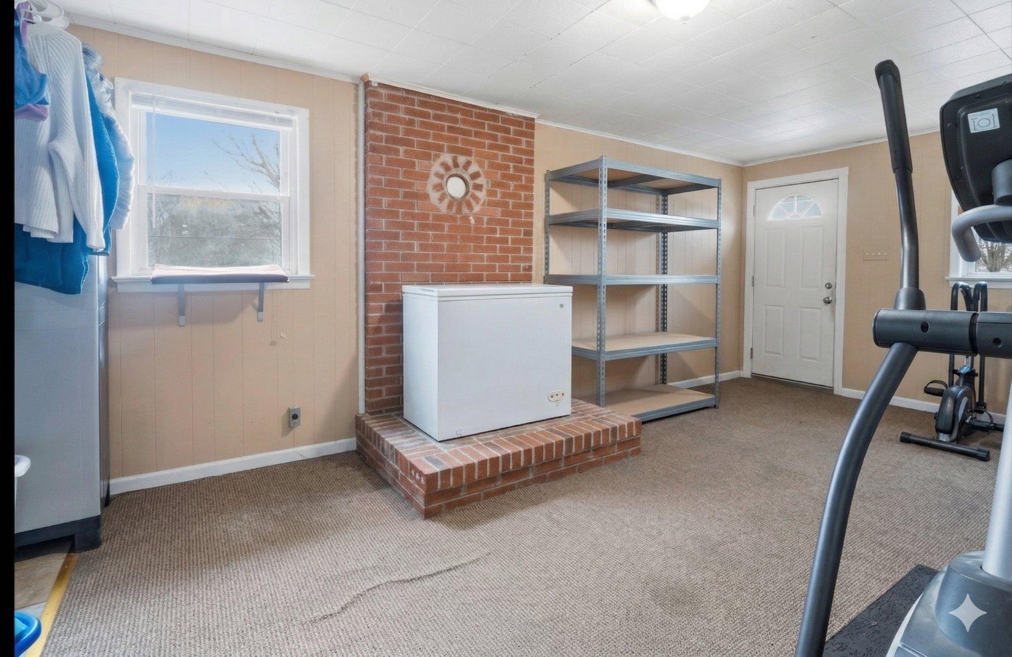 16700 Frederick Road Mount Airy, MD 21771 - Photo 22 of 45 16706 Frederick - 3BR/1.5BA