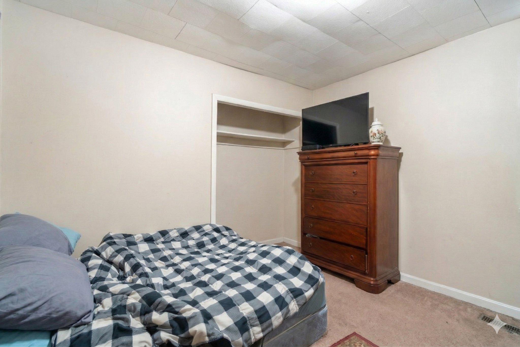 16700 Frederick Road Mount Airy, MD 21771 - Photo 29 of 45 16706 Frederick - 3BR/1.5BA