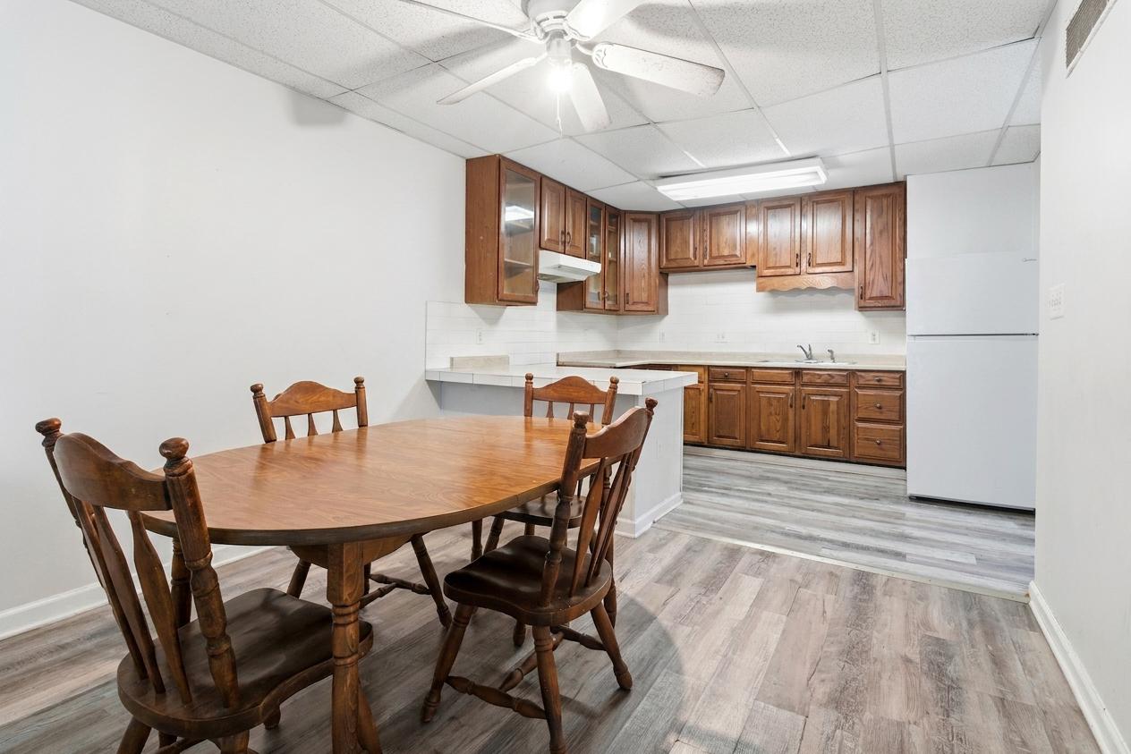 16700 Frederick Road Mount Airy, MD 21771 - Photo 32 of 45 16706 #A Frederick - 2BR/1BA