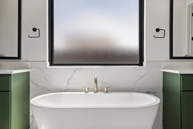 $2,199,990 | 6010 Adhara Pass, Austin, TX 78730