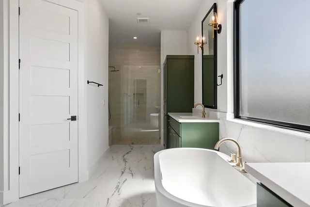 $2,199,990 | 6010 Adhara Pass, Austin, TX 78730