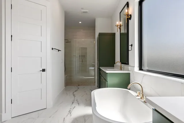 $2,199,990 | 6010 Adhara Pass, Austin, TX 78730