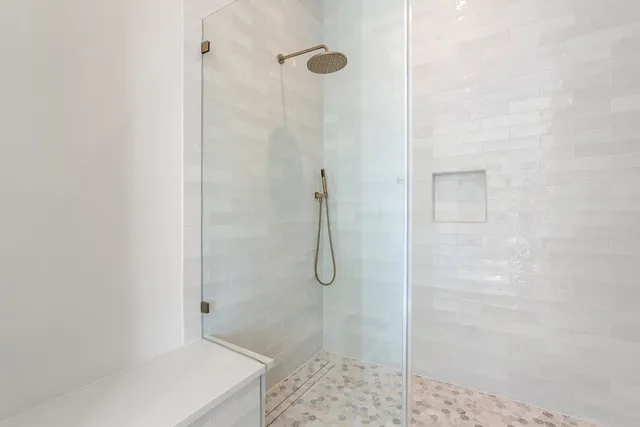 $2,199,990 | 6010 Adhara Pass, Austin, TX 78730