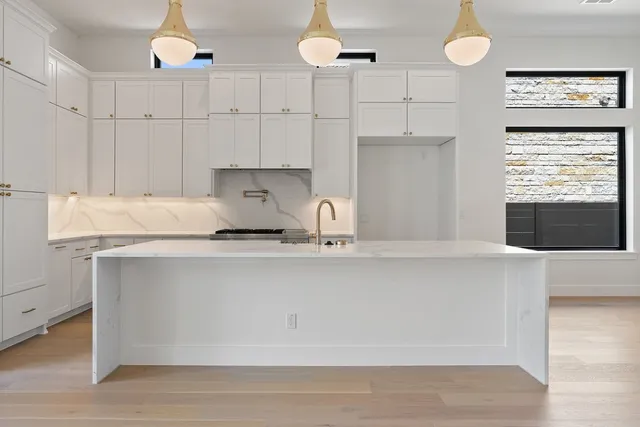 $2,199,990 | 6010 Adhara Pass, Austin, TX 78730