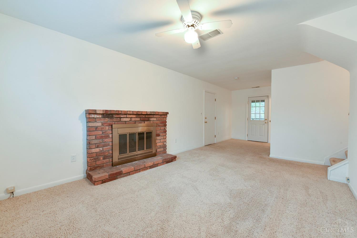 1663 Locksley Drive Cincinnati, OH 45230 - Photo 12 of 26 Gallery Image 12