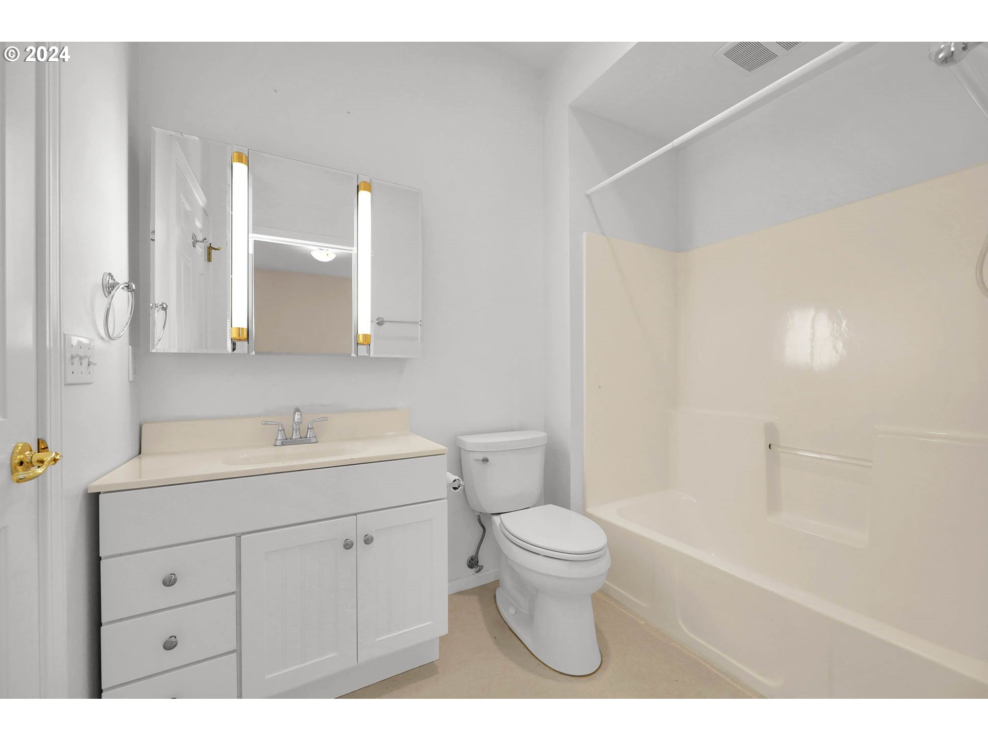 3253 Lakemont Drive Eugene, OR 97408 - Photo 28 of 40