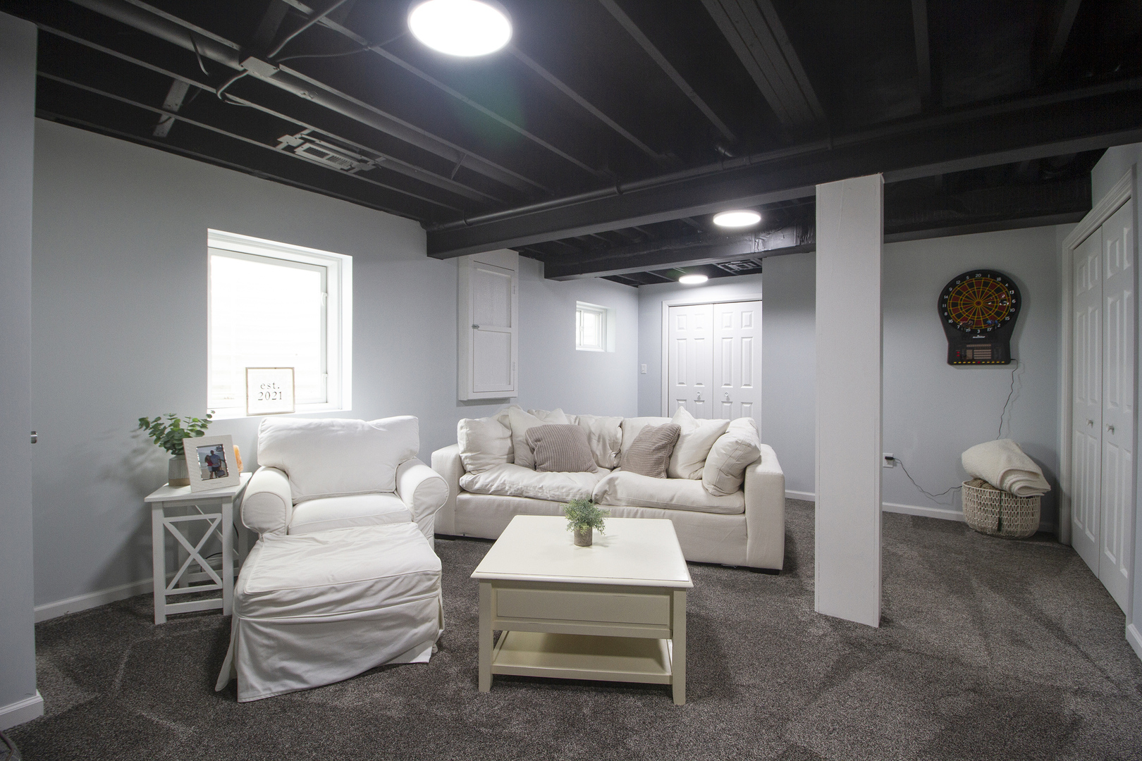 6104 Park View Drive Bourbonnais, IL 60914 - Photo 23 of 31 a living room with furniture and a window