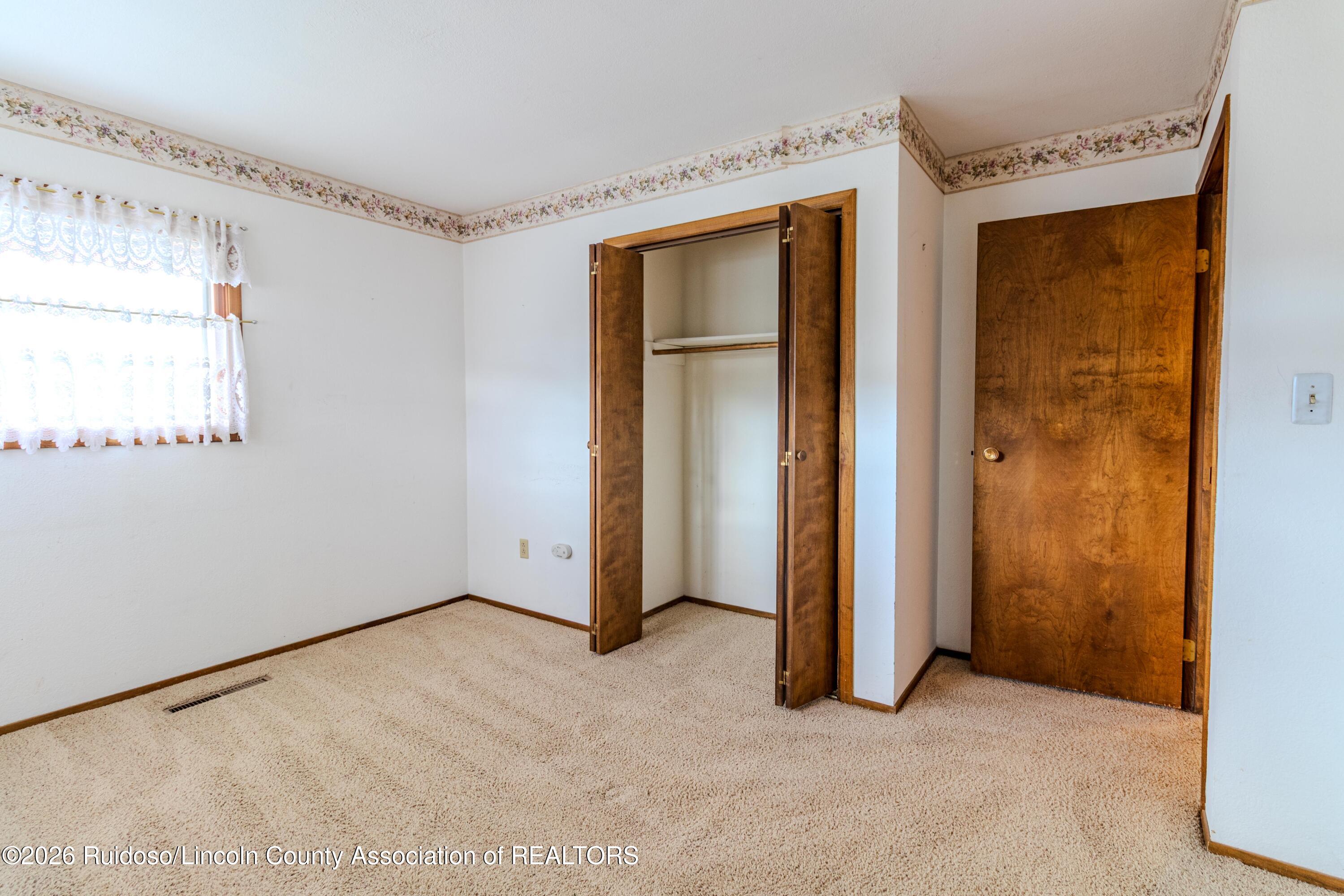 270 Main Road Capitan, NM 88316 - Photo 16 of 45 Gallery Image 16