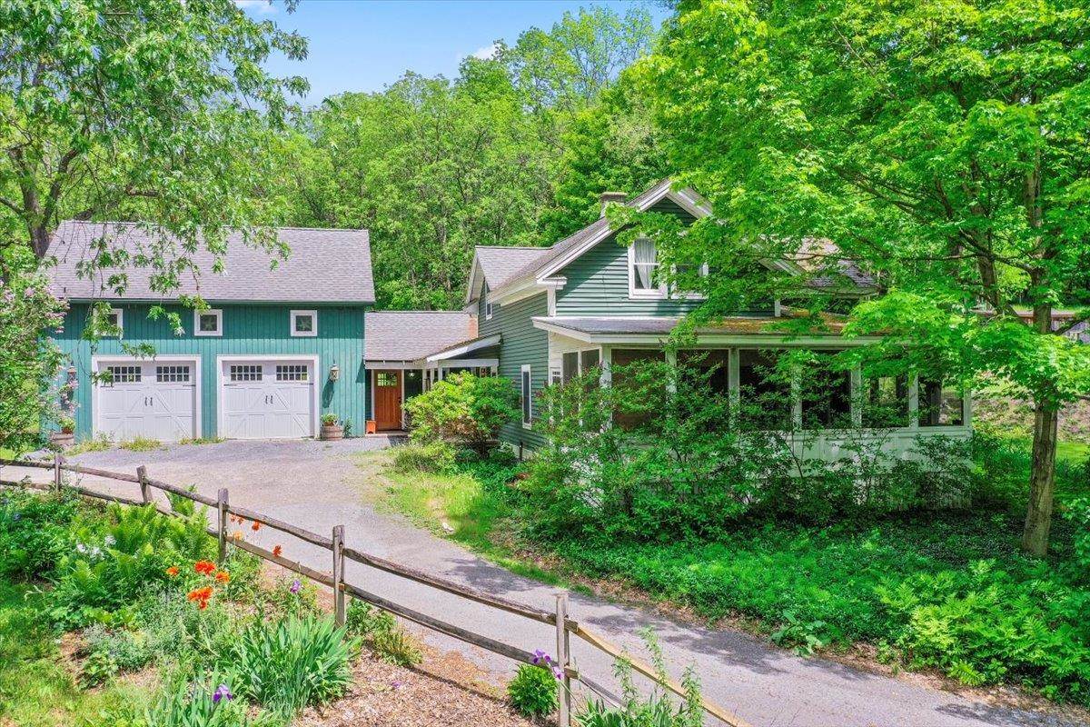 147 Harrington Road Shaftsbury, VT 05257 - Photo 1 of 36 Gallery Image 1