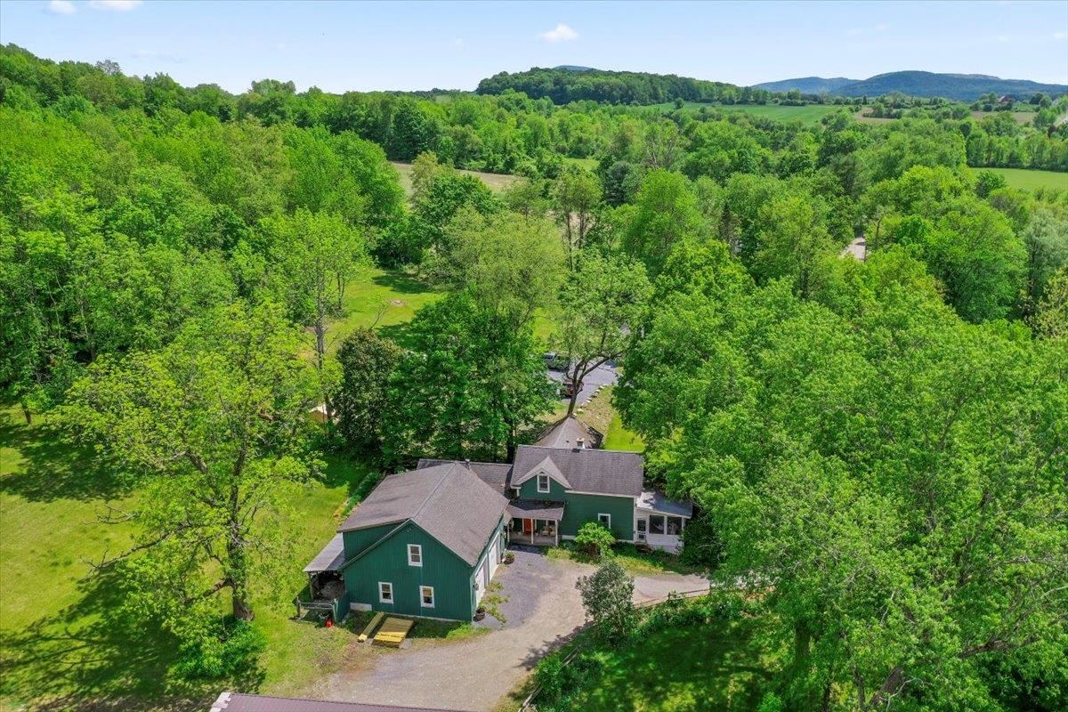 147 Harrington Road Shaftsbury, VT 05257 - Photo 2 of 36 Gallery Image 2